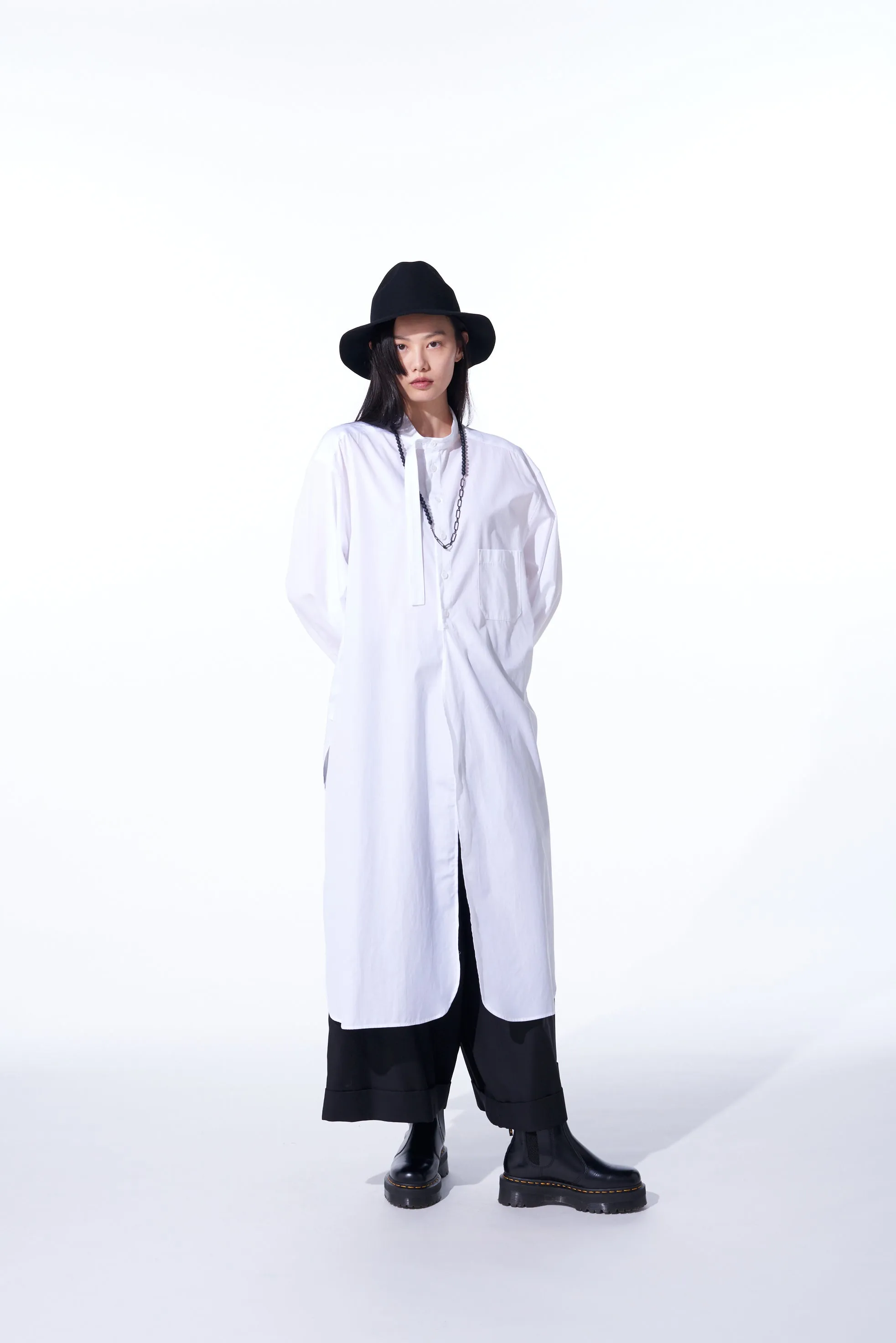 COTTON BROAD CLOTH STAND COLLAR LONG SHIRT WITH ROUNDED HEM