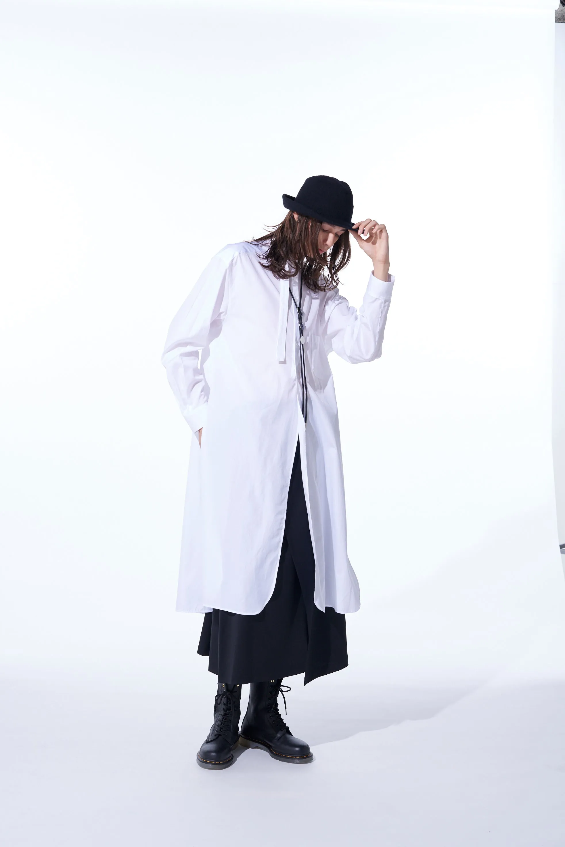 COTTON BROAD CLOTH STAND COLLAR LONG SHIRT WITH ROUNDED HEM