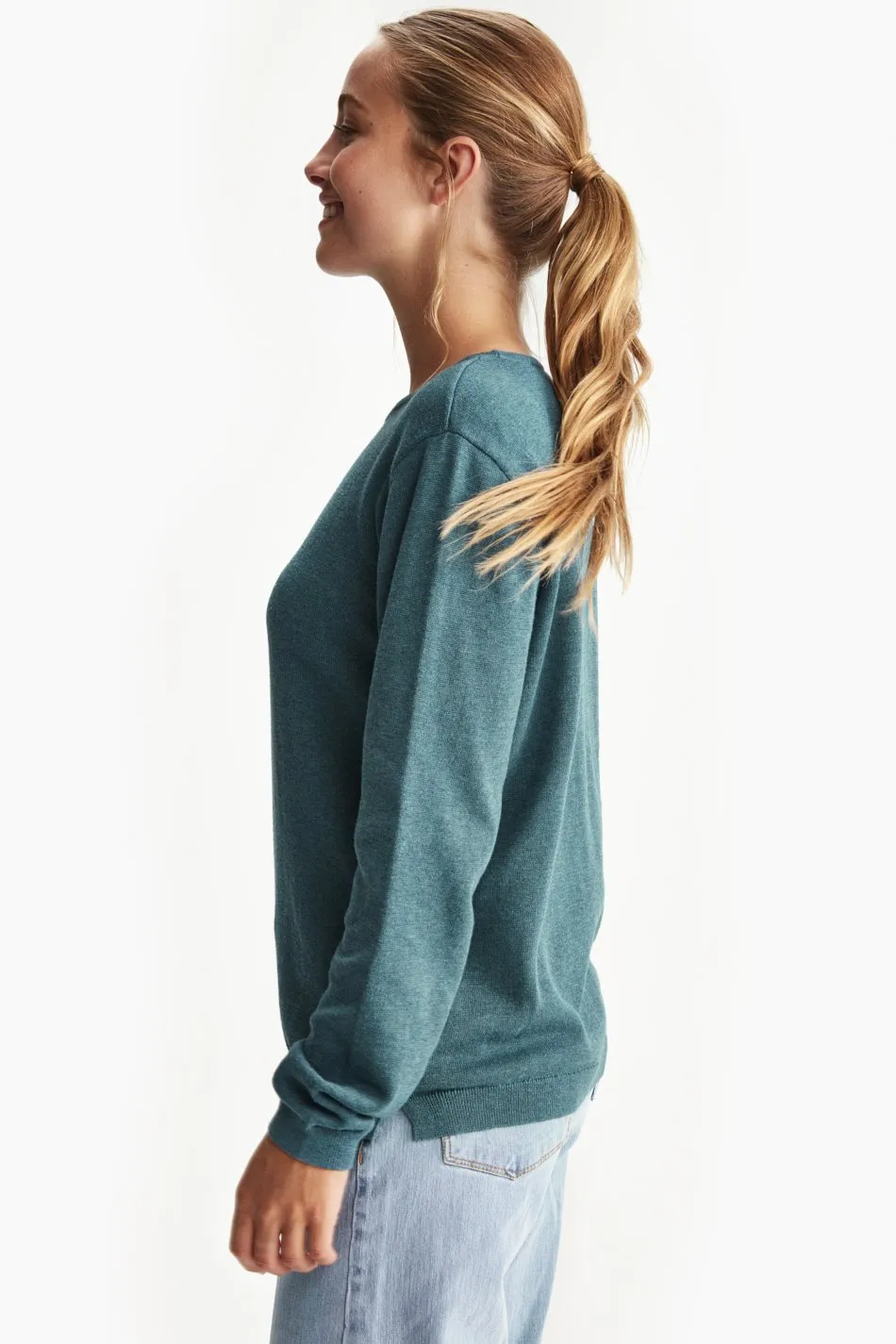 COZY CREW NECK TOP