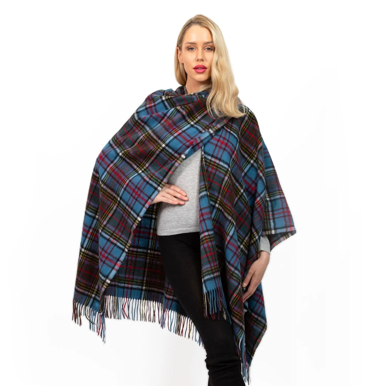 Edinburgh Lambswool Long Tartan Cape Buchanan Natural