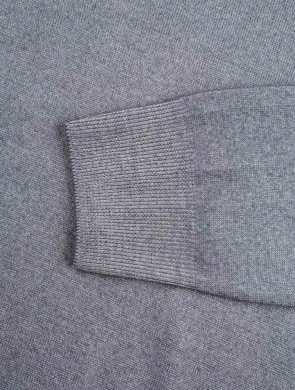 V-Neck Pullover Grey